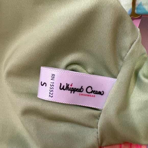 Whipped Cream Monroe Flutter Sleeve Floral Bandeau Bikini Top‎ - Picture 6 of 6